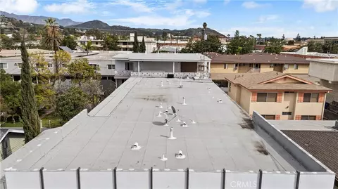 322 N Isabel, Glendale, CA 91206 photo 2