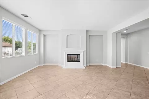 Living - 17920 Log Hl, Riverside, CA 92504 photo 4 of 12