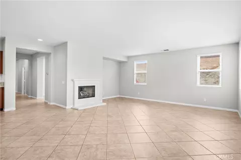 Living - 17920 Log Hl, Riverside, CA 92504 photo 6 of 12