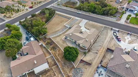 View/Area - 17920 Log Hl, Riverside, CA 92504 photo 6 of 6