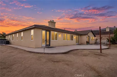 Exterior - 17920 Log Hl, Riverside, CA 92504 photo 2 of 17