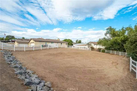 Exterior - 17920 Log Hl, Riverside, CA 92504 photo 17 of 17