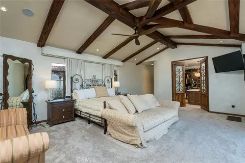 Bedroom - 330 Kempton Rd, Glendale, CA 91202 photo 3 of 10