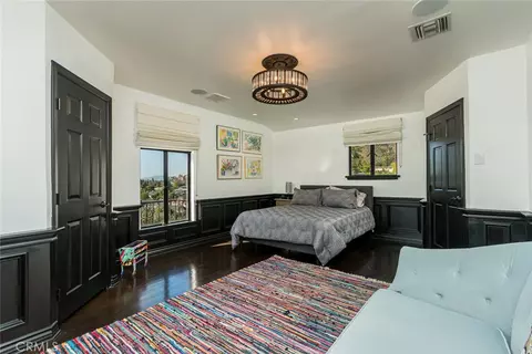 Bedroom - 330 Kempton Rd, Glendale, CA 91202 photo 6 of 10