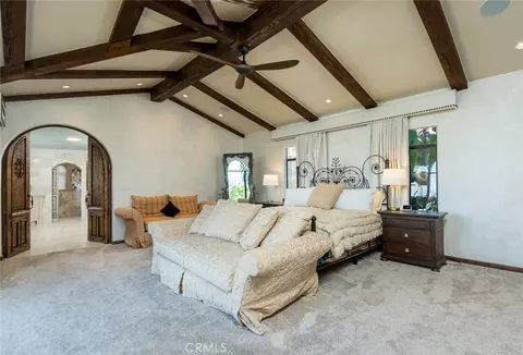 Bedroom - 330 Kempton Rd, Glendale, CA 91202 photo 2 of 10