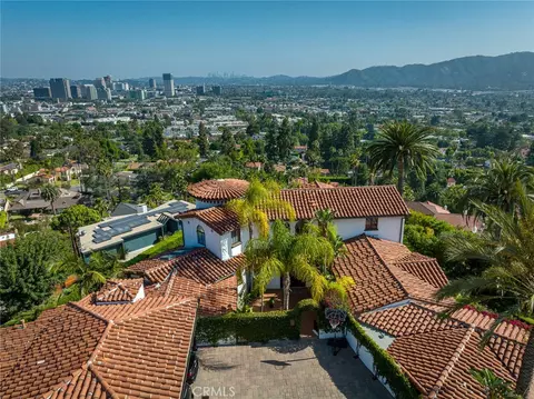 View/Area - 330 Kempton Rd, Glendale, CA 91202 photo 1 of 4