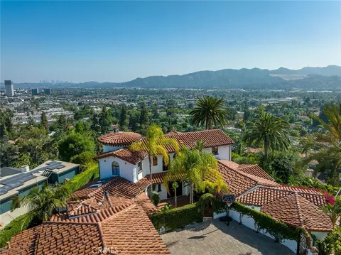 View/Area - 330 Kempton Rd, Glendale, CA 91202 photo 4 of 4