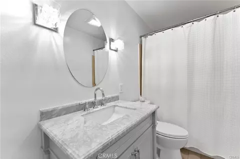 Bath - 1935 Alpha Rd #314, Glendale, CA 91208 photo 1 of 1