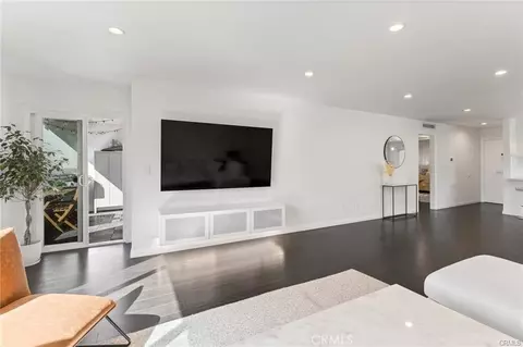 Living - 1935 Alpha Rd #314, Glendale, CA 91208 photo 1 of 2