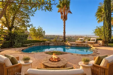 25501 Magnolia Ln, Stevenson Ranch, CA 91381