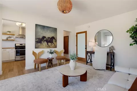 2135 Bellevue #11, Los Angeles, CA 90026