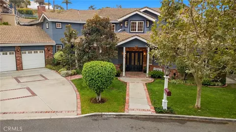 116 Country Clb, Burbank, CA 91501