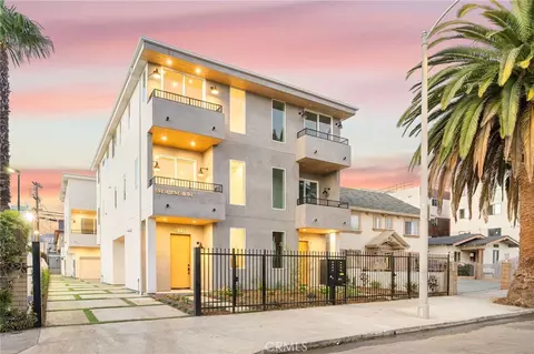 6239 Banner Ave, Los Angeles, CA 90038