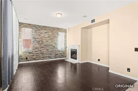Living - 3613 Whieldon, Perris, CA 92571 photo 5 of 10