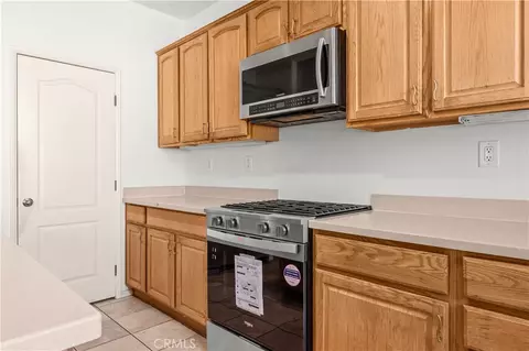 Kitchen - 3613 Whieldon, Perris, CA 92571 photo 4 of 5