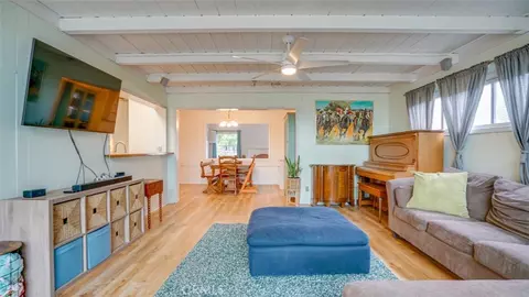 Living - 330 S Griffith Park Dr, Burbank, CA 91506 photo 3 of 4