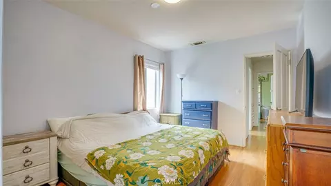 Bedroom - 330 S Griffith Park Dr, Burbank, CA 91506 photo 2 of 2
