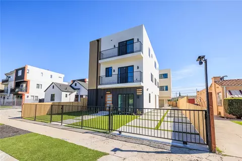 2426 S West Vw, Los Angeles, CA 90016