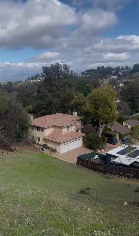 4900 Llano, Woodland Hills, CA 91364