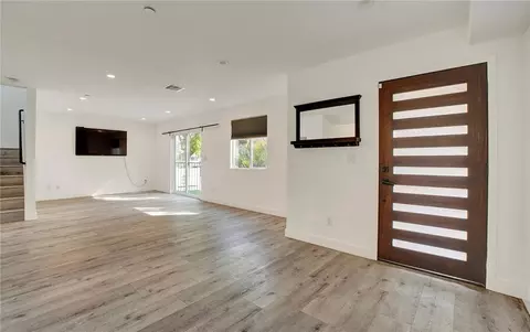 Living - 14111 Sylvan, Van Nuys, CA 91401 photo 7 of 11