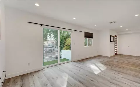 Living - 14111 Sylvan, Van Nuys, CA 91401 photo 6 of 11