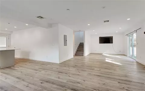 Living - 14111 Sylvan, Van Nuys, CA 91401 photo 10 of 11