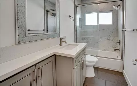 Bath - 14111 Sylvan, Van Nuys, CA 91401 photo 3 of 3