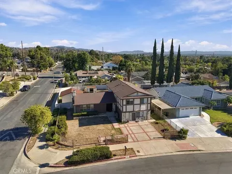 13870 Nurmi St, Sylmar, CA 91342