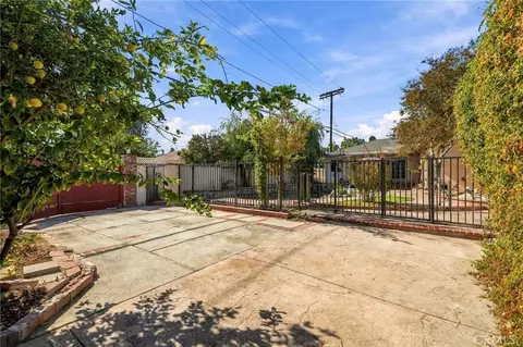 Exterior - 6414 Corbin Ave, Reseda, CA 91335 photo 6 of 8