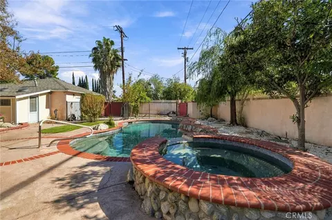 Exterior - 6414 Corbin Ave, Reseda, CA 91335 photo 5 of 8