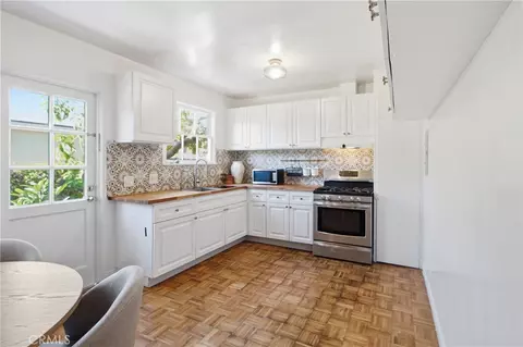 Kitchen - 609 Granada St #55, Glendale, CA 91205 photo 1 of 3