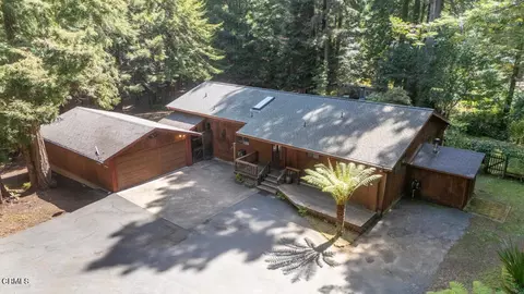 12141 Pinewood Rd, Mendocino, CA 95460