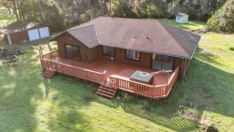 18391 Old Coast Hwy, Fort Bragg, CA 95437