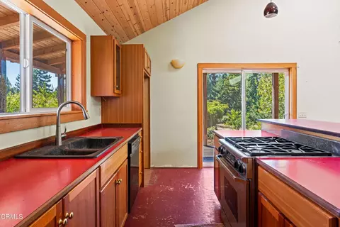 Kitchen - 28580 Comptche Ukiah Rd, Comptche, CA 95427 photo 2 of 5