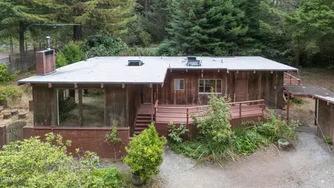 43853 Tibbens Ln, Mendocino, CA 95460