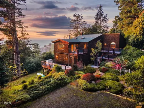 1101 Cameron Rd, Elk, CA 95432