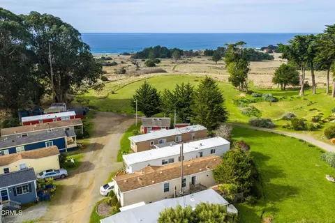 13500 Point Cabrillo Dr #13, Mendocino, CA 95460