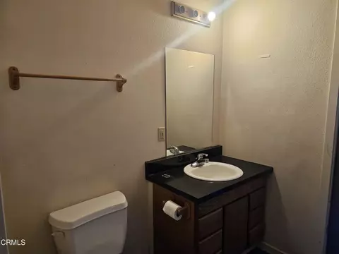 Bath - 27651 Skyview Rd, Willits, CA 95490 photo 4 of 4