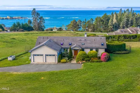 44750 Baywood Dr, Mendocino, CA 95460