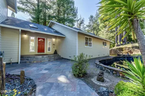 18940 Timber Pointe Dr, Fort Bragg, CA 95437