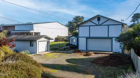 18651 Old Coast Hwy, Fort Bragg, CA 95437