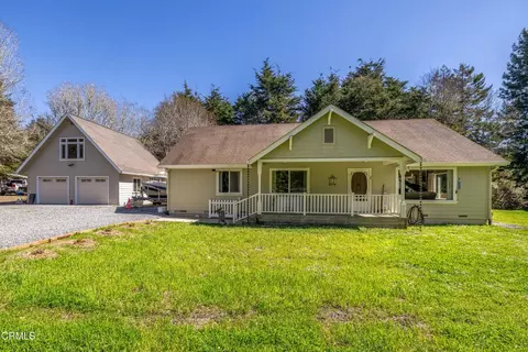 31195 Brush Creek Rd, Fort Bragg, CA 95437