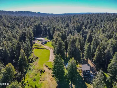 15137 Mitchell Creek Dr, Fort Bragg, CA 95437