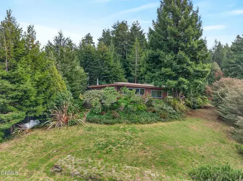 2900 Cameron Rd, Elk, CA 95432