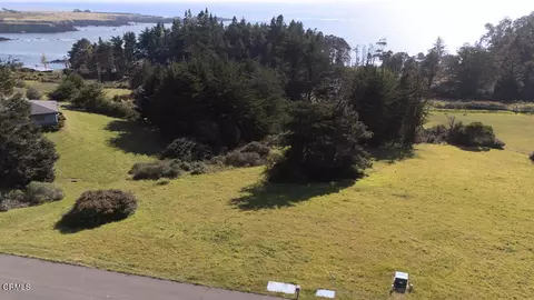 44861 Baywood Dr, Mendocino, CA 95460