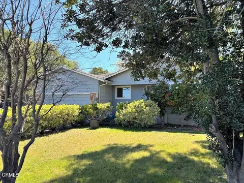 1291 Sirah Ct, Ukiah, CA 95482