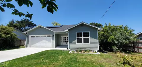 151 Dana St, Fort Bragg, CA 95437