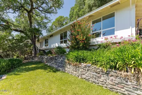 Exterior - 925 Knob Hill Rd, Ukiah, CA 95482 photo 2 of 19