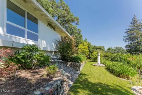 Exterior - 925 Knob Hill Rd, Ukiah, CA 95482 photo 15 of 19