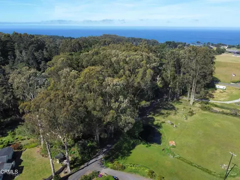 32021 Boice Ln, Fort Bragg, CA 95437